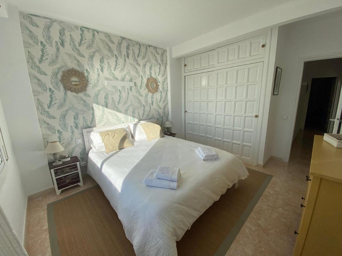 Casa 24 Apartment โรดาเดบารา ภายนอก รูปภาพ